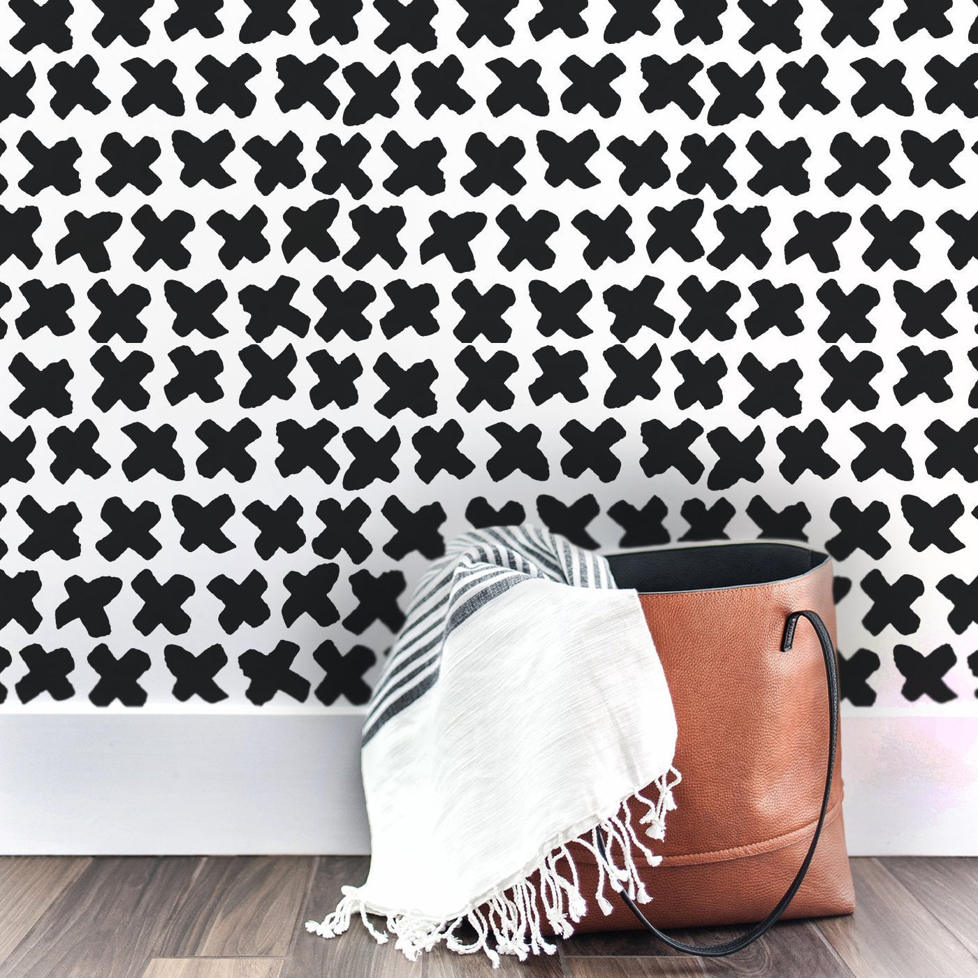 Wallpaper Double Roll / Black X's Wallpaper Katie Kime